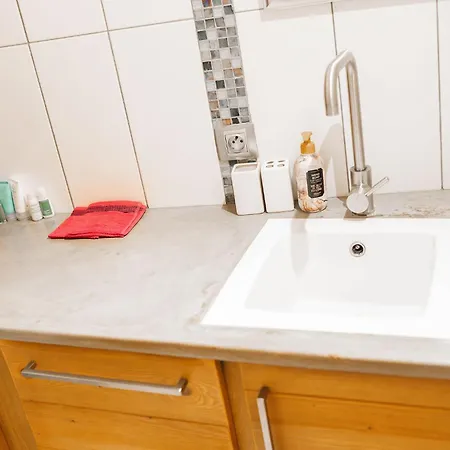 Le Cosy Du Gal, A 2 Pas Du Palais Des Papes Parking Gratuit Securise Apartment